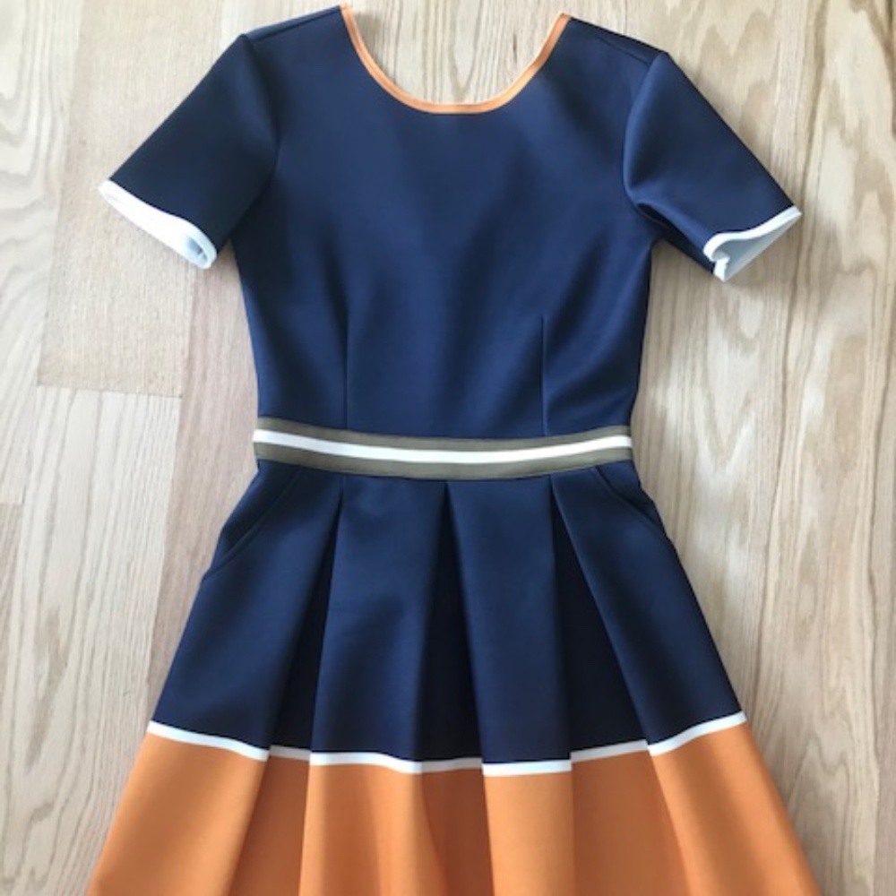 Patrizia Pepe Short Fit and Flare Dress Navy 4